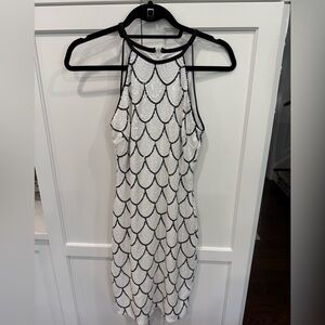 Women’s Cache NWOT White Black Sequined Pencil Dress Size 2